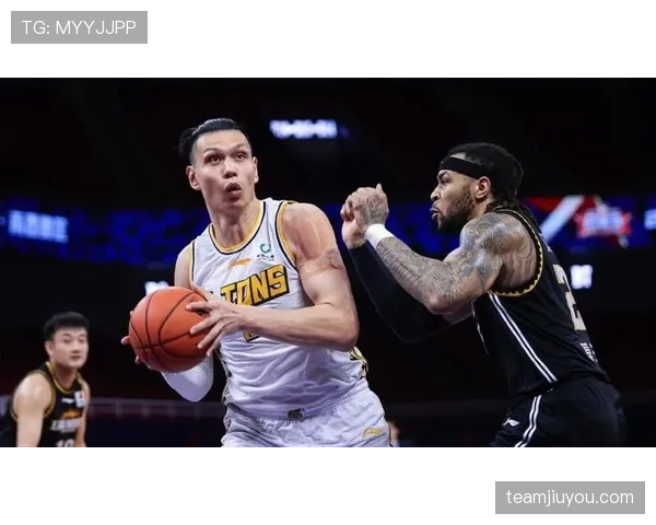 卡位犯规判定详解：教你识别合理身体对抗与违例